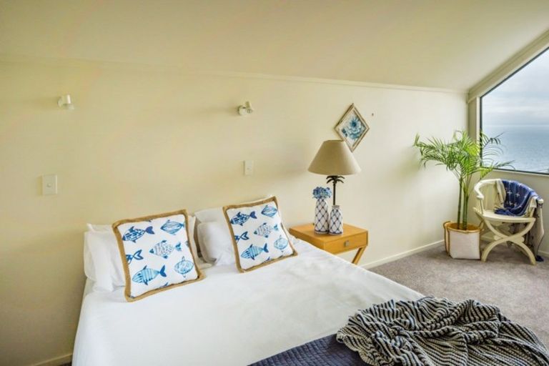 Photo of property in 9 Haunui Way, Pukerua Bay, 5026