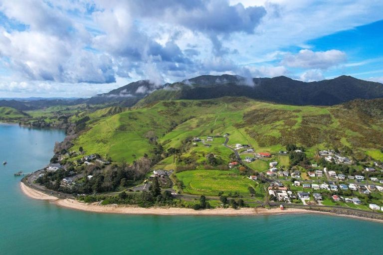 Photo of property in 54 Opononi Heights Drive, Opononi, Kaikohe, 0473