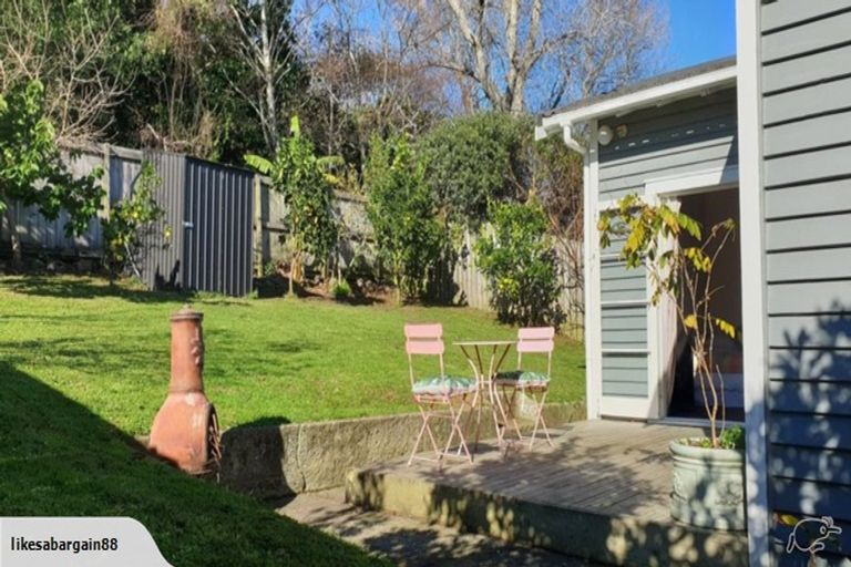 Photo of property in 25 Porter Crescent, Helensville, 0800