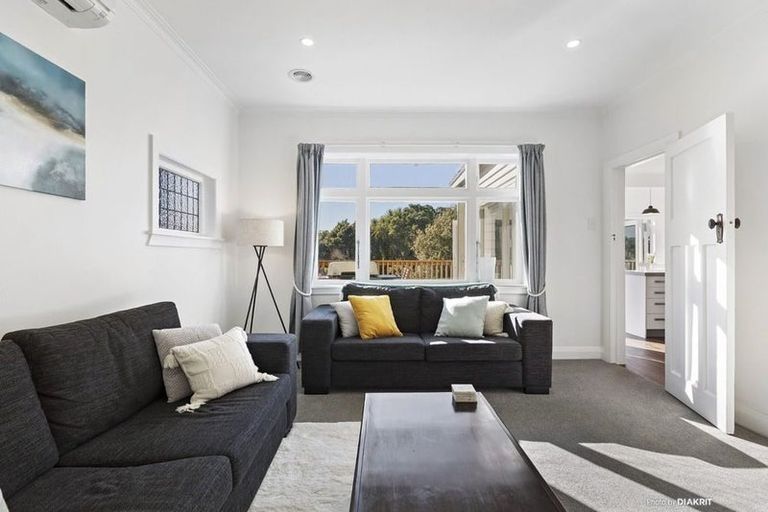 Photo of property in 72 Chaytor Street, Karori, Wellington, 6012