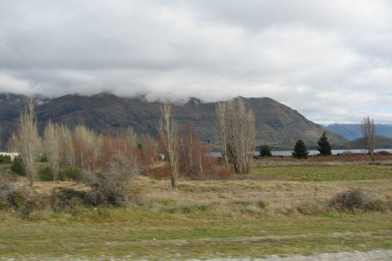 Photo of property in 278 Beacon Point Road, Wanaka, 9305
