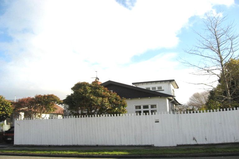 Photo of property in 1009 Colombo Street, St Albans, Christchurch, 8014