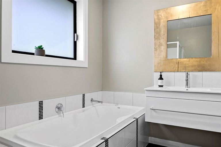 Photo of property in 77 Grampian Street, Casebrook, Christchurch, 8051