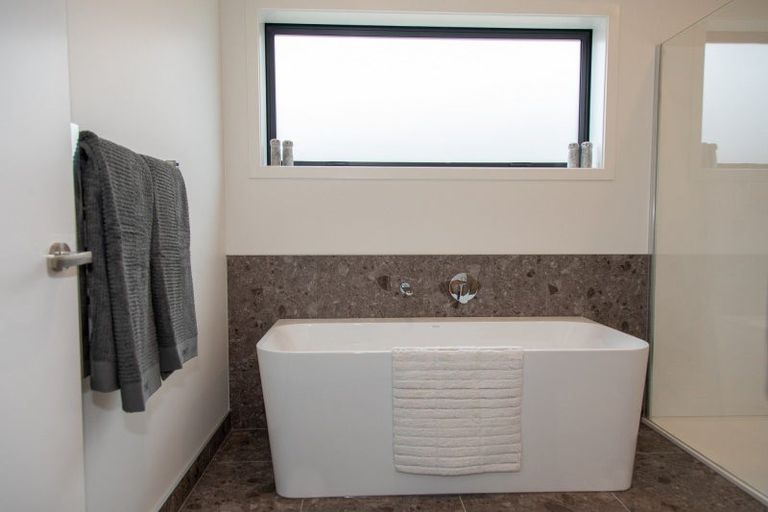 Photo of property in 3 Pinn Street, Lake Hawea, 9382