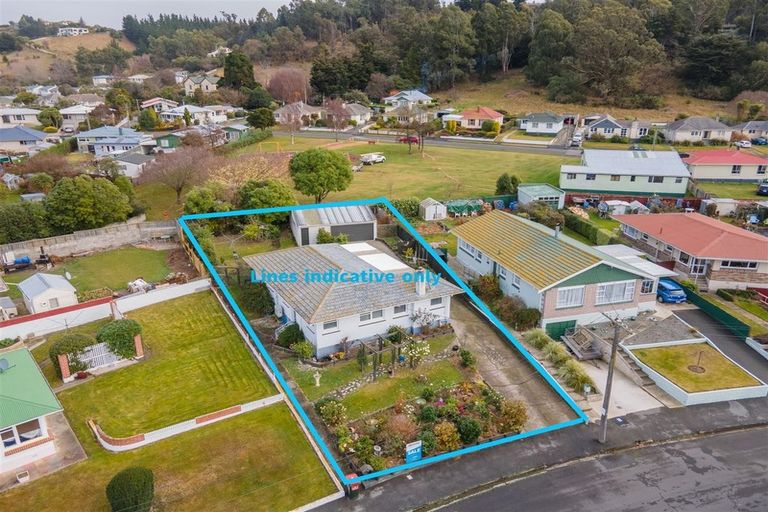 Photo of property in 1 Kent Street, Oamaru North, Oamaru, 9400