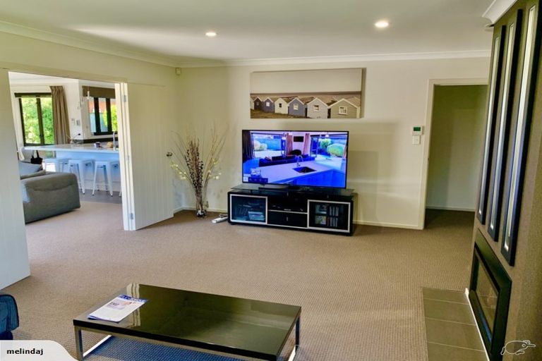 Photo of property in 4 Manhattan Court, Kelvin Grove, Palmerston North, 4414