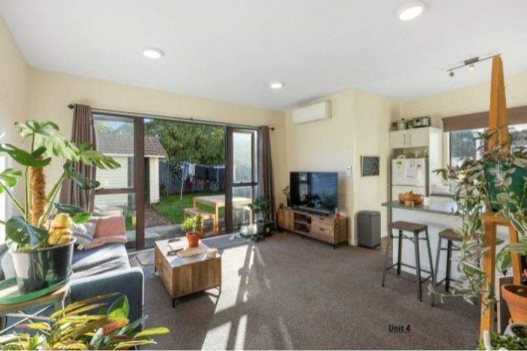 Photo of property in 4/33 Tory Street, Petone, Lower Hutt, 5012