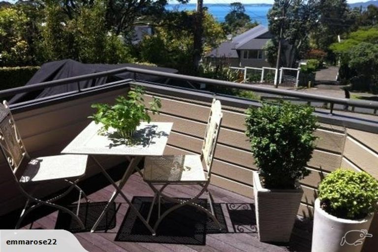 Photo of property in 6 Rewi Street, Torbay, Auckland, 0630