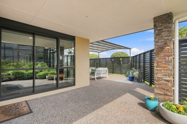 Photo of property in 2 Flavell Drive, Orewa, 0931