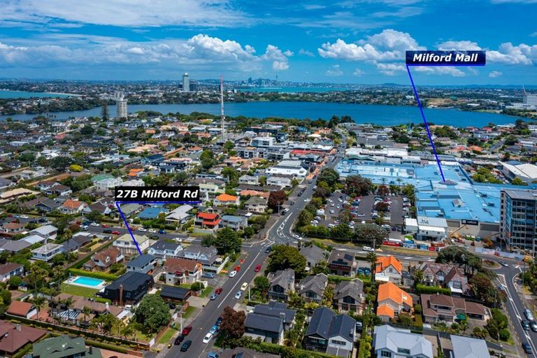 Photo of property in 2/27 Milford Road, Milford, Auckland, 0620