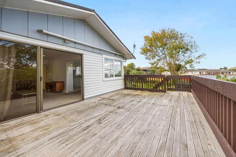 Photo of property in 4 Riverhills Avenue, Pakuranga Heights, Auckland, 2010