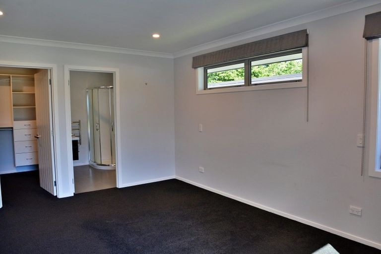 Photo of property in 14 Allendale Place, Morrinsville, 3300