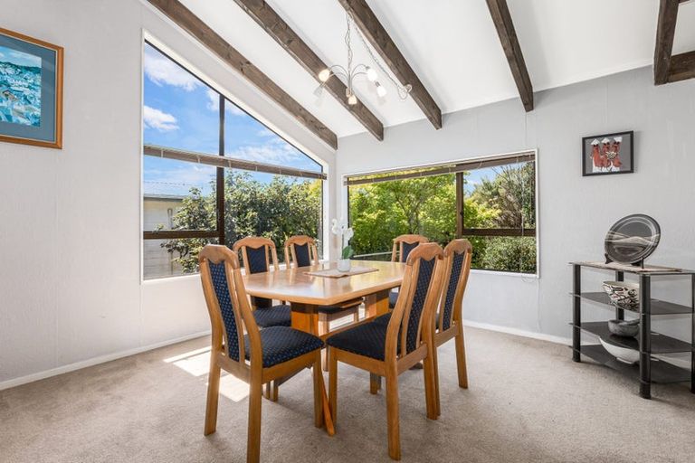 Photo of property in 23 Exploration Way, Whitby, Porirua, 5024