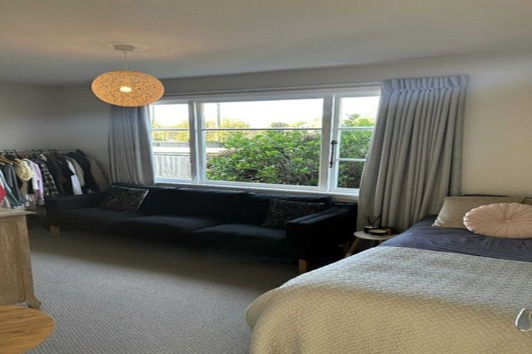 Photo of property in 27 Heath Street, Burnside, Christchurch, 8053