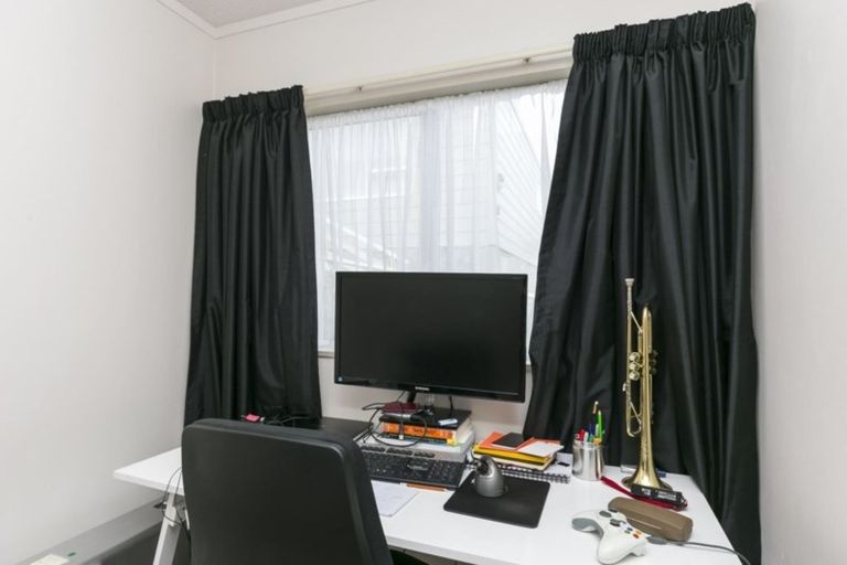 Photo of property in 44i Roxburgh Street, Mount Victoria, Wellington, 6011
