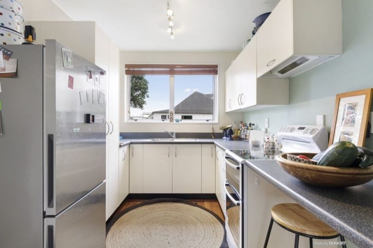 Photo of property in 8a Childers Terrace, Kilbirnie, Wellington, 6022