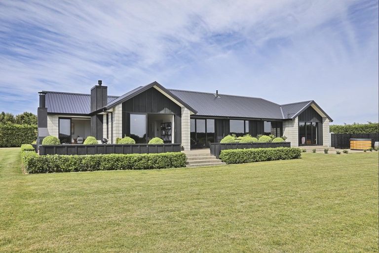 Photo of property in 284e Bay Road, West Plains, Invercargill, 9879