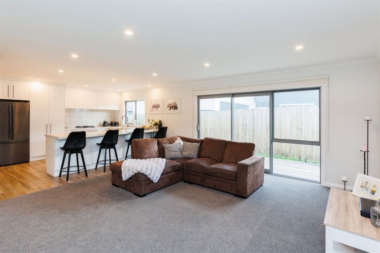 Photo of property in 4a Freedom Drive, Kelvin Grove, Palmerston North, 4414