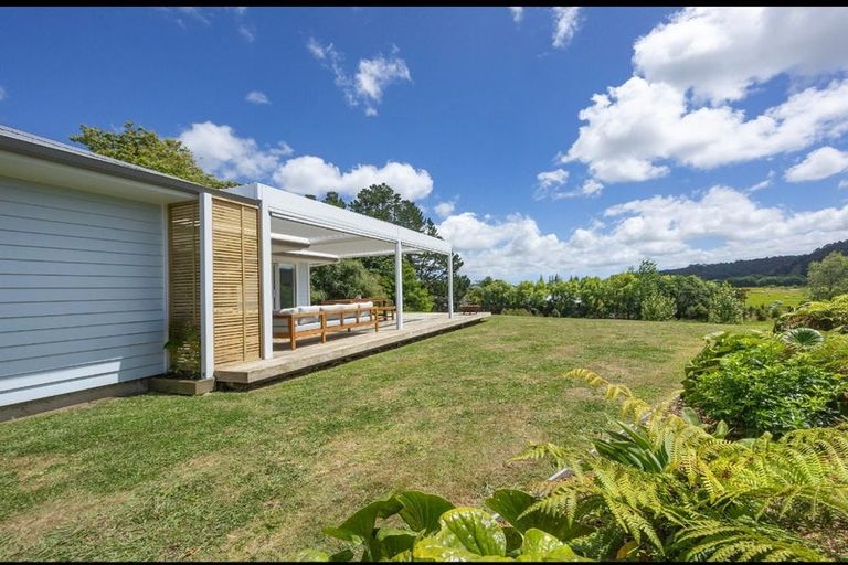 Photo of property in 43 Awatiro Drive, Kaukapakapa, 0871