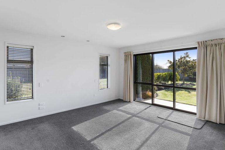 Photo of property in 33 Beaumont Drive, Rolleston, 7614