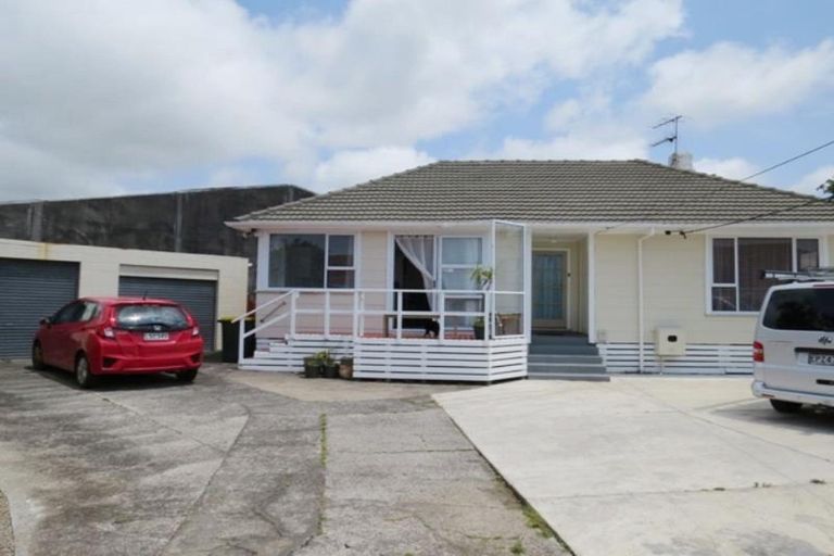 Photo of property in 38a Drake Street, Vogeltown, New Plymouth, 4310