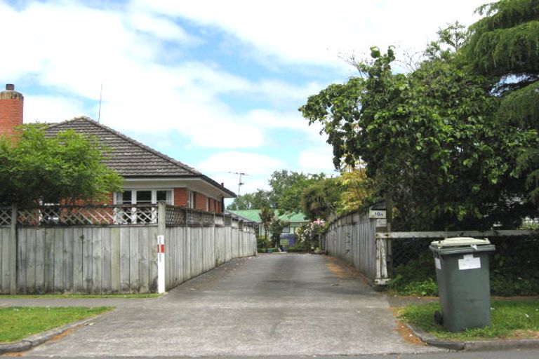 Photo of property in 10a Valley Road, Pukekohe, 2120