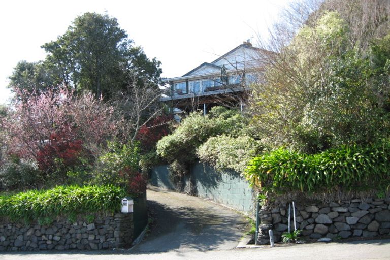 Photo of property in 103 Dyers Pass Road, Cashmere, Christchurch, 8022