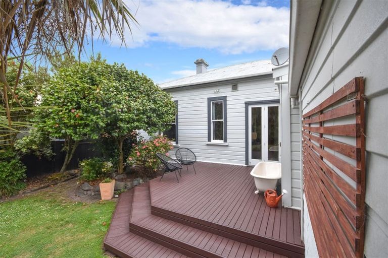 Photo of property in 22 De Carle Street, Saint Kilda, Dunedin, 9012