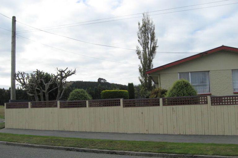 Photo of property in 27 Meon Street, Oamaru North, Oamaru, 9400