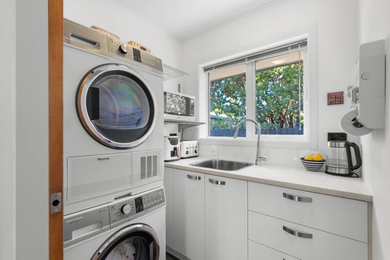 Photo of property in 27a Somerfield Street, Somerfield, Christchurch, 8024