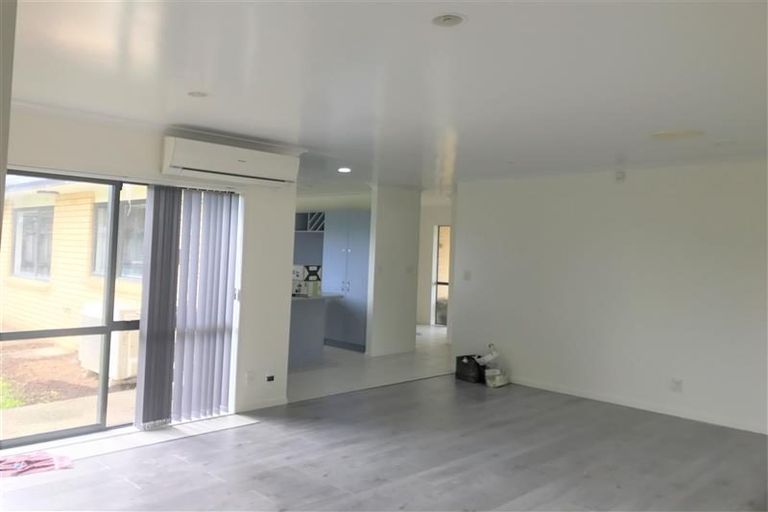 Photo of property in 18 Donegal Park Drive, Flat Bush, Auckland, 2019