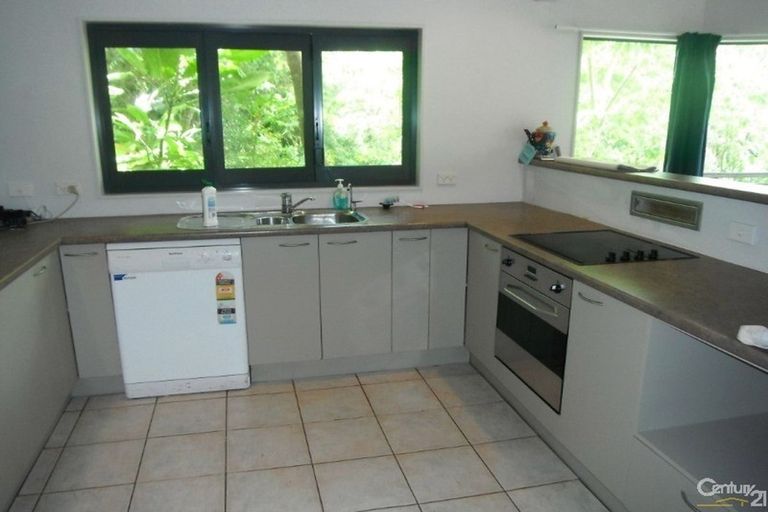 Photo of property in 3/43 Howe Street, Howick, Auckland, 2014