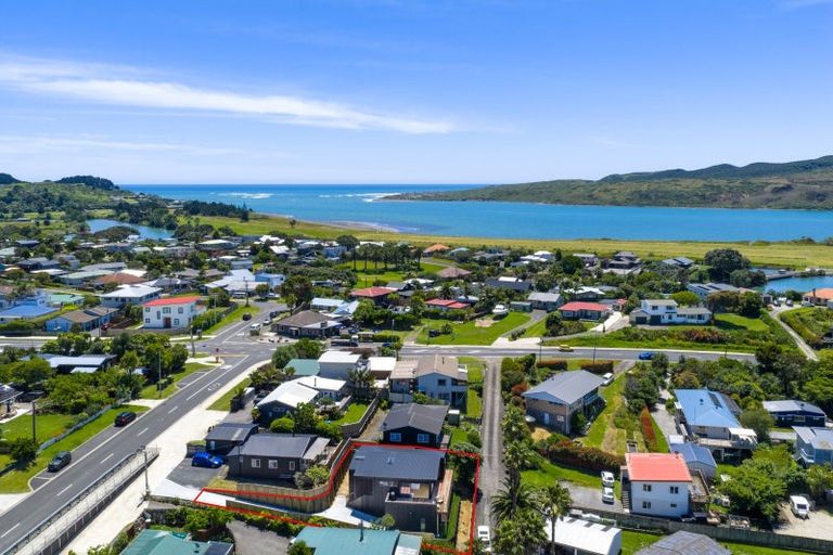 Photo of property in 6a Opotoru Road, Raglan, 3225