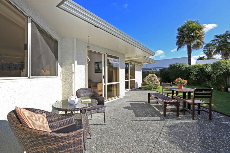 Photo of property in 10 Brompton Drive, Taradale, Napier, 4112