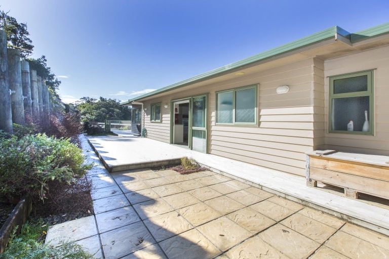 Photo of property in 4 Motutara Road, Oakura, Hikurangi, 0184