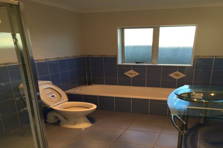 Photo of property in 11 Raphoe Road, Flat Bush, Auckland, 2019