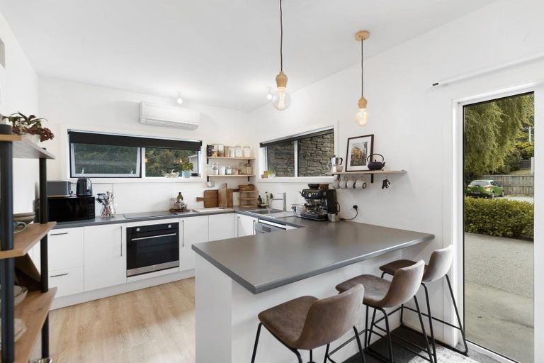 Photo of property in 33 Berkshire Street, Arrowtown, 9302