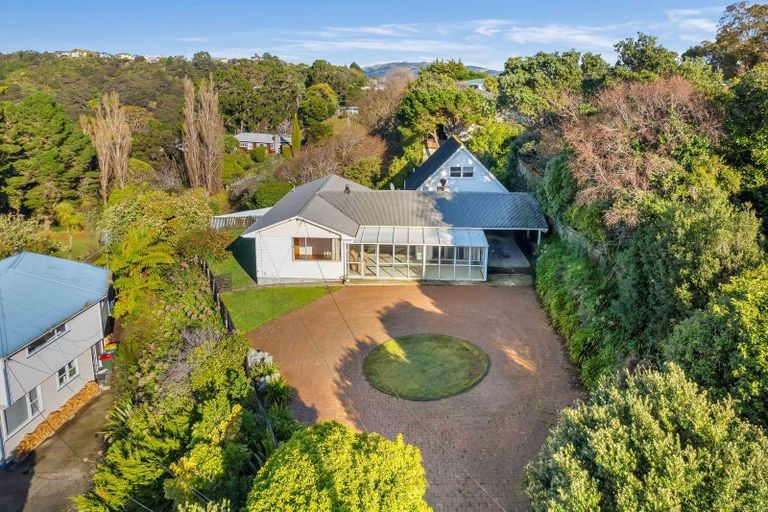 Photo of property in 80 Kahu Road, Paremata, Porirua, 5024