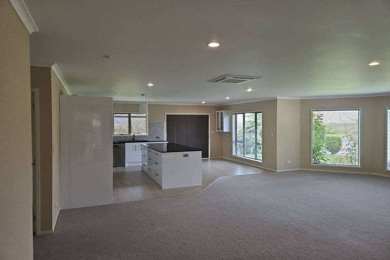 Photo of property in 2 Charlise Place, Onerahi, Whangarei, 0110