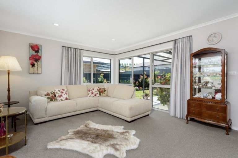 Photo of property in 113 Penetaka Heights, Pyes Pa, Tauranga, 3112