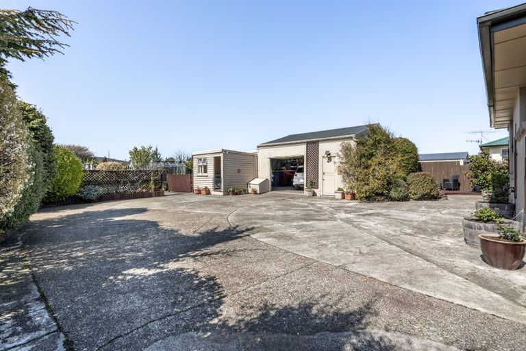 Photo of property in 77 Regent Street, Newfield, Invercargill, 9812