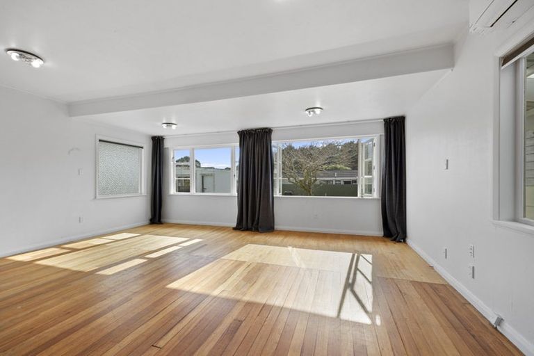 Photo of property in 11 Cornwall Street, Brooklands, New Plymouth, 4310