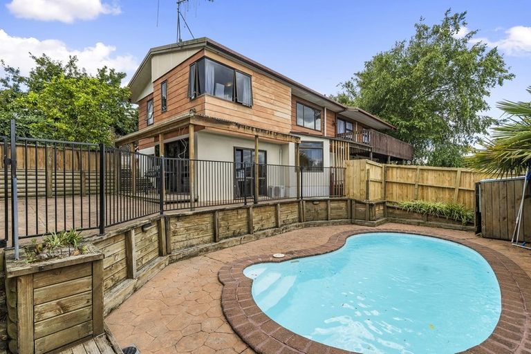 Photo of property in 207 Newcastle Road, Grandview Heights, Hamilton, 3200