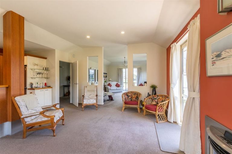 Photo of property in 5 Richard Seddon Drive, Northwood, Christchurch, 8051