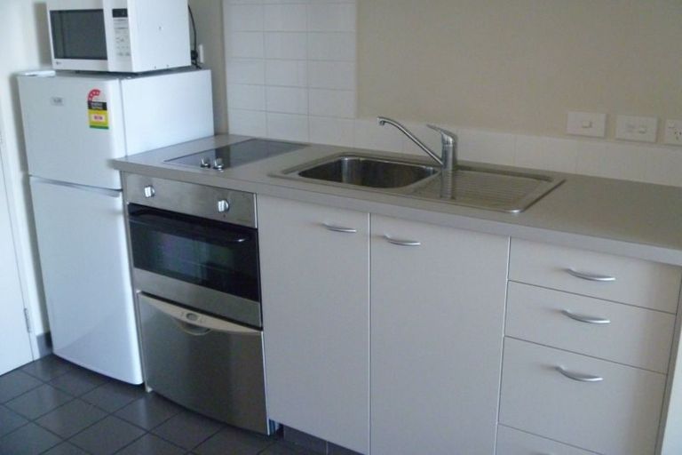 Photo of property in Proximity Apartments, 910/17 Osterley Way, Manukau, Auckland, 2104