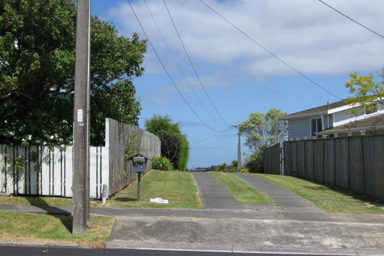 Photo of property in 207 Eskdale Road, Birkenhead, Auckland, 0626