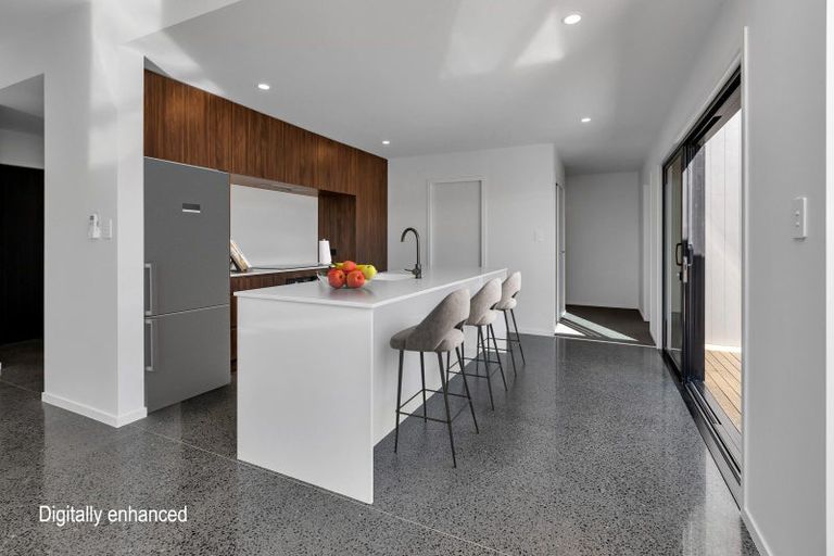 Photo of property in 25 Kapiakauri Road, One Tree Point, 0118