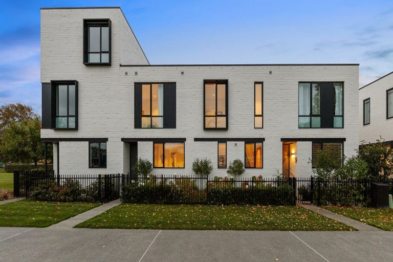 Photo of property in 10/243 Cambridge Terrace, Christchurch Central, Christchurch, 8013