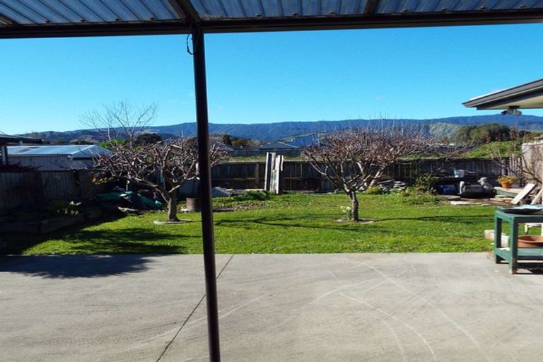 Photo of property in 19 Dal Din Drive, Otaki, 5512
