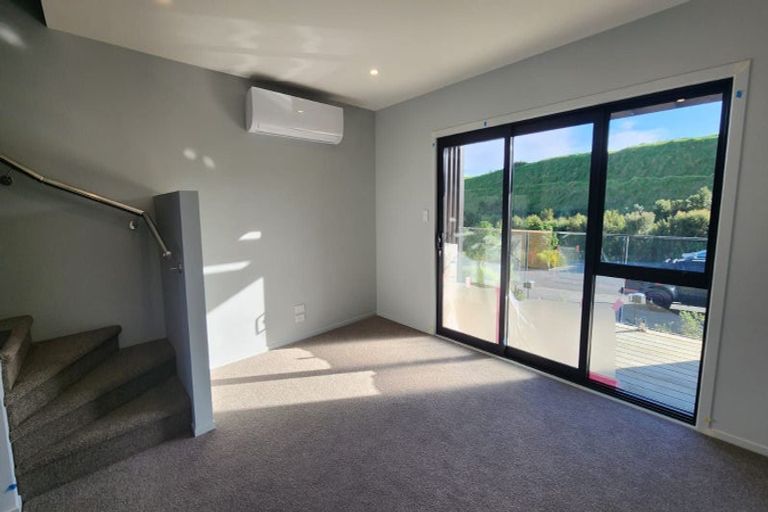 Photo of property in 12d Tikati Rise, Long Bay, Auckland, 0630